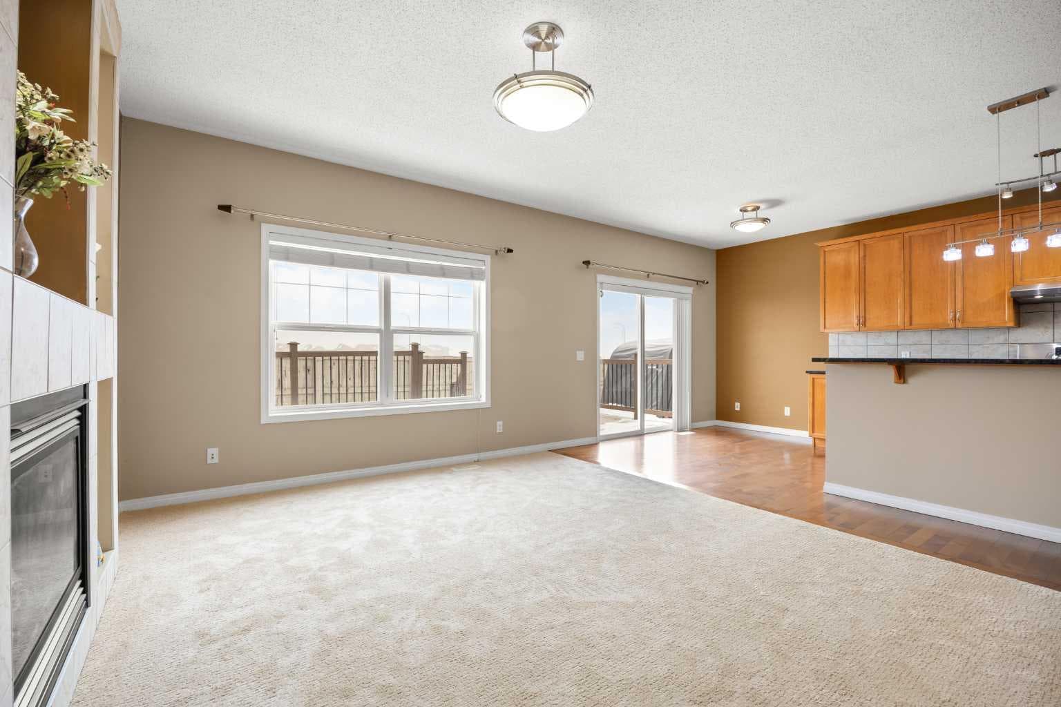 65 Panora Way NW