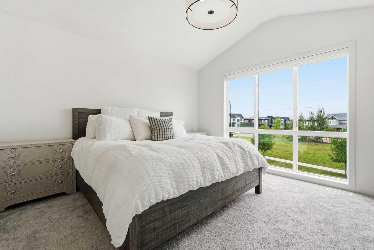 129 Treeline Avenue SW