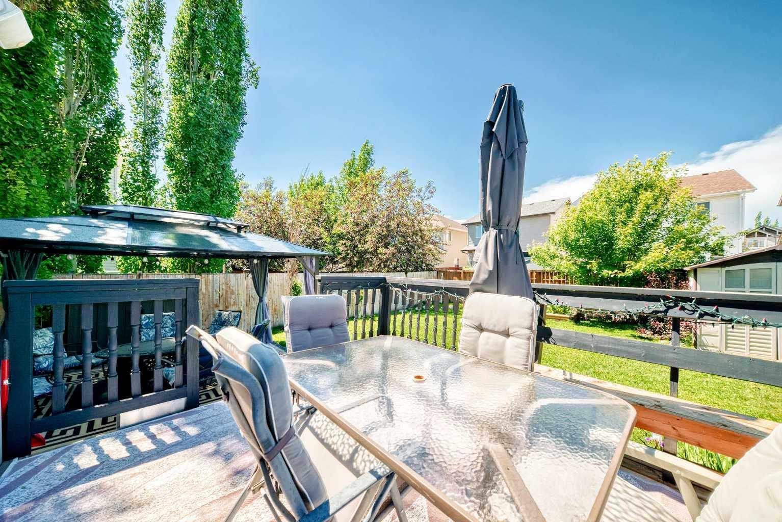 24 Brightonstone Gardens SE