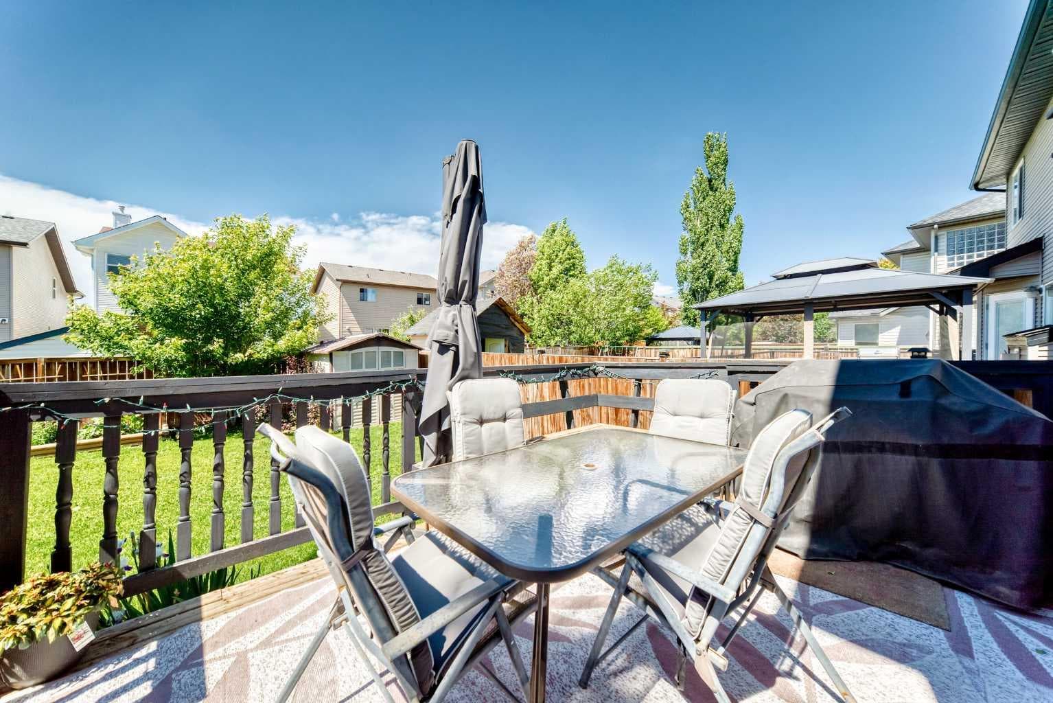 24 Brightonstone Gardens SE