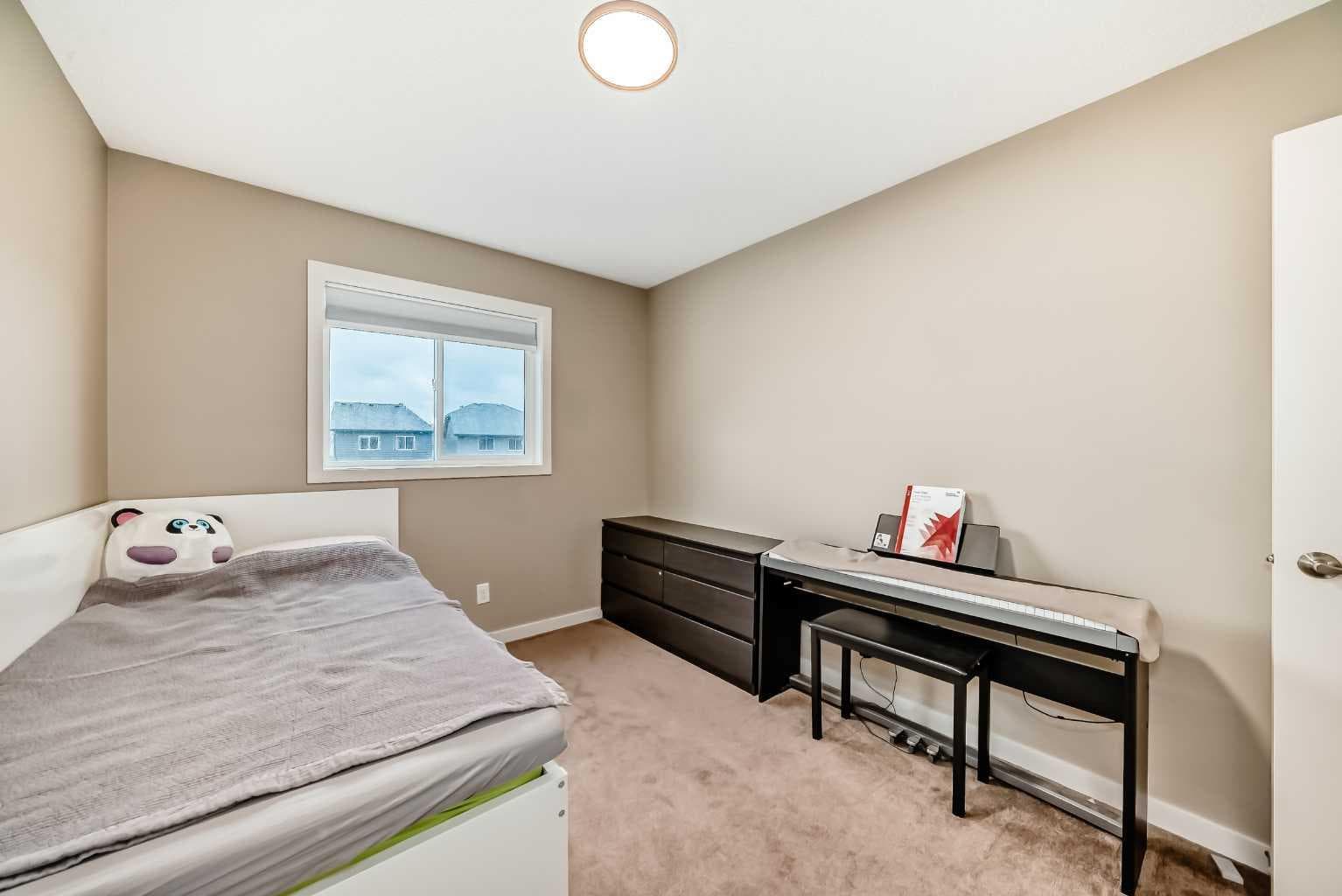 109 New Brighton Park SE