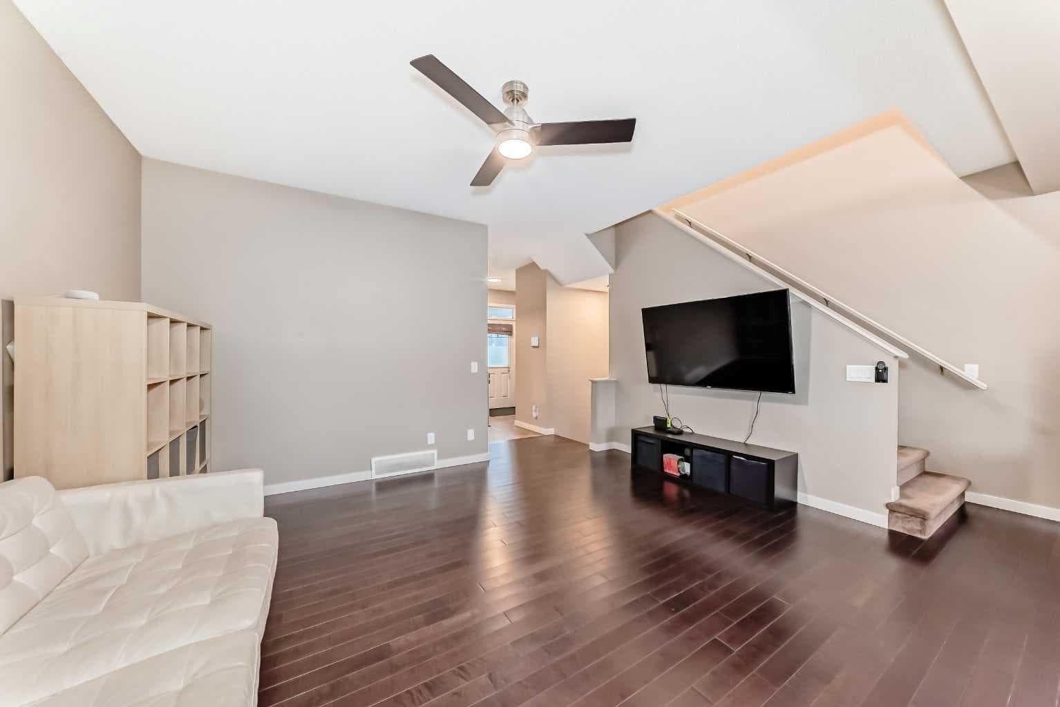 109 New Brighton Park SE
