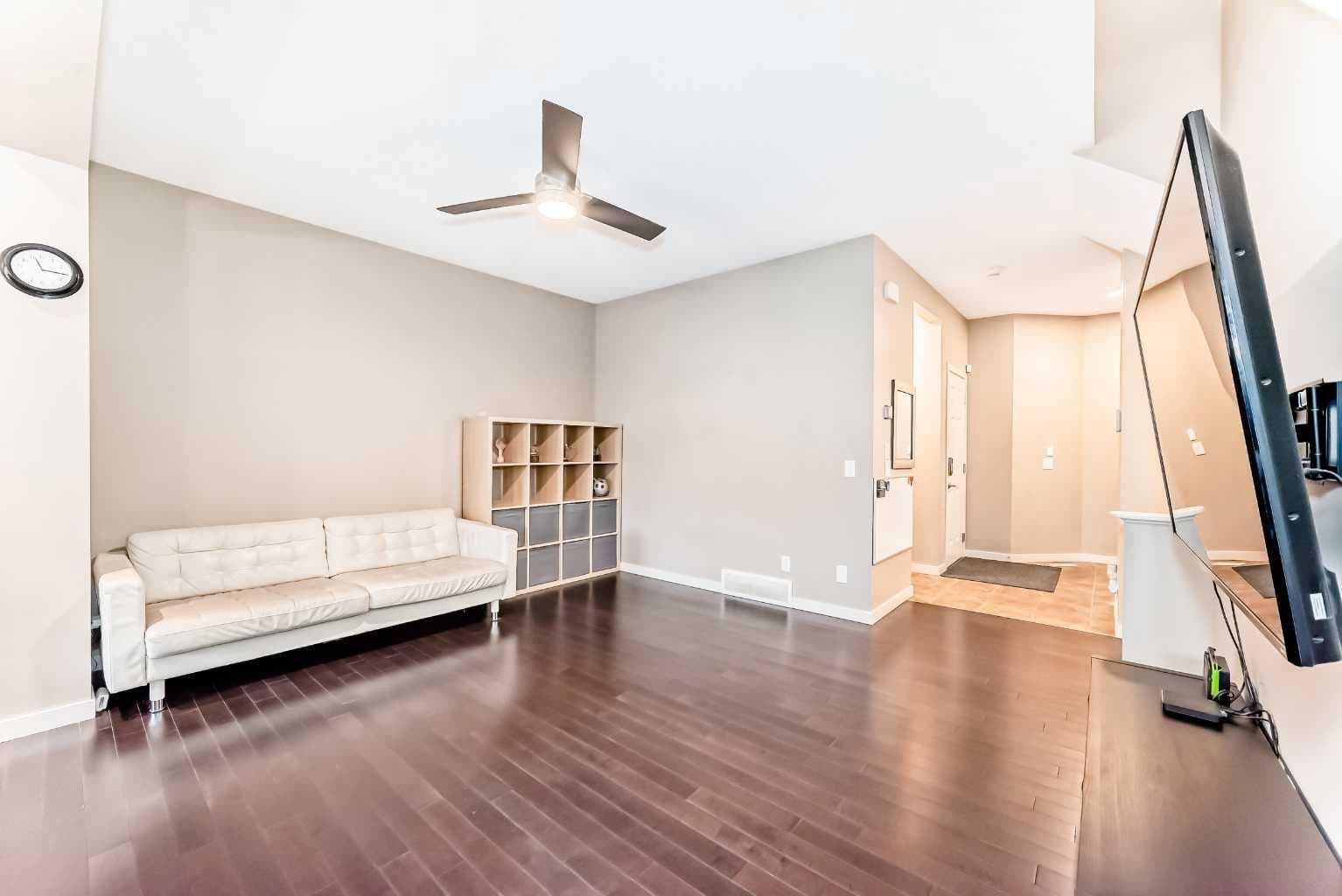 109 New Brighton Park SE