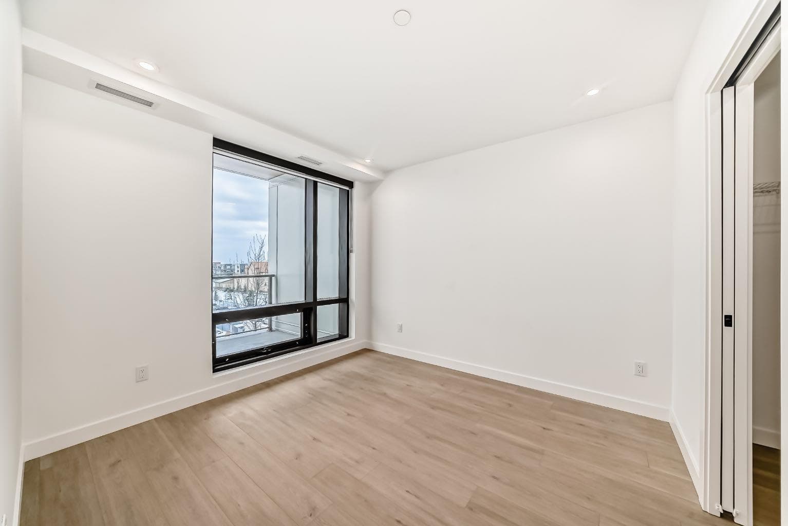 415, 8375 Broadcast Avenue SW
