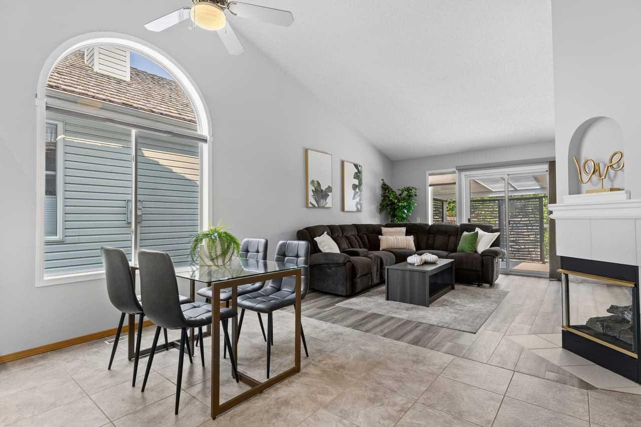 26 Chaparral Close SE