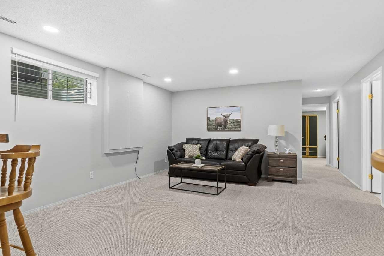 26 Chaparral Close SE