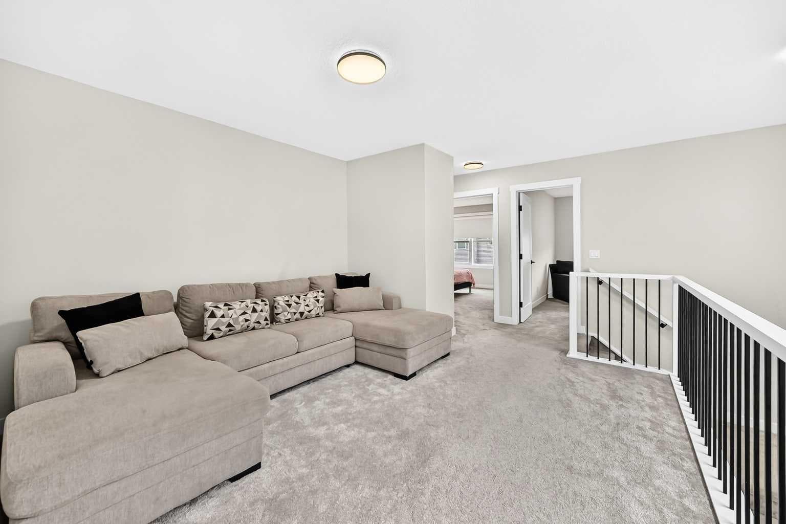 427 Kinniburgh Loop 