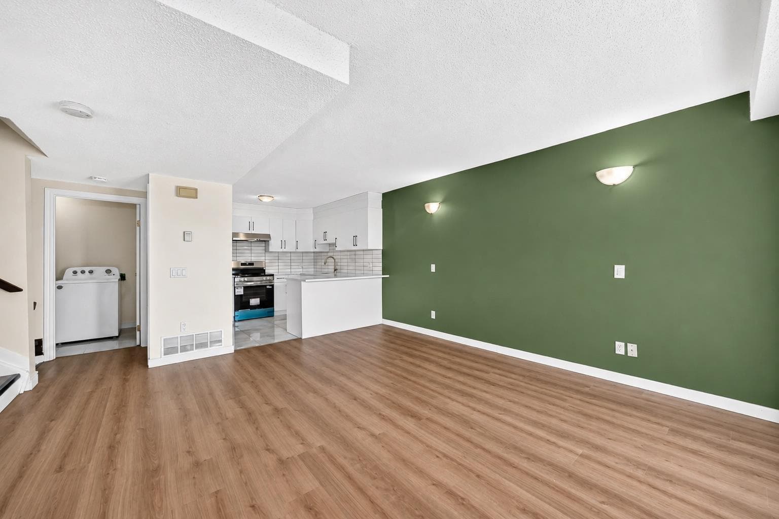 7, 3800 Fonda Way SE