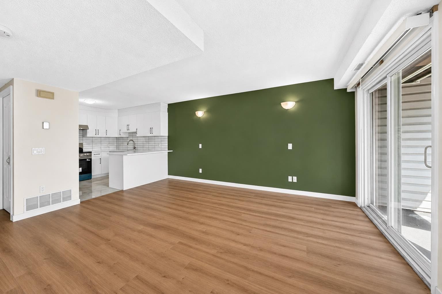 7, 3800 Fonda Way SE
