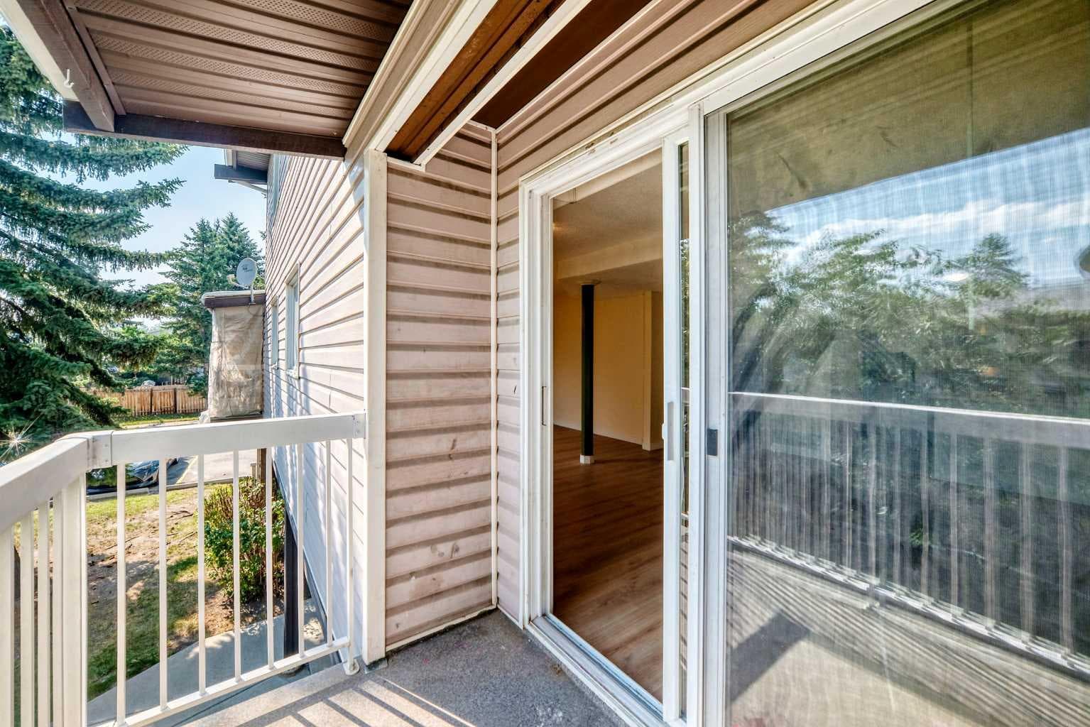7, 3800 Fonda Way SE