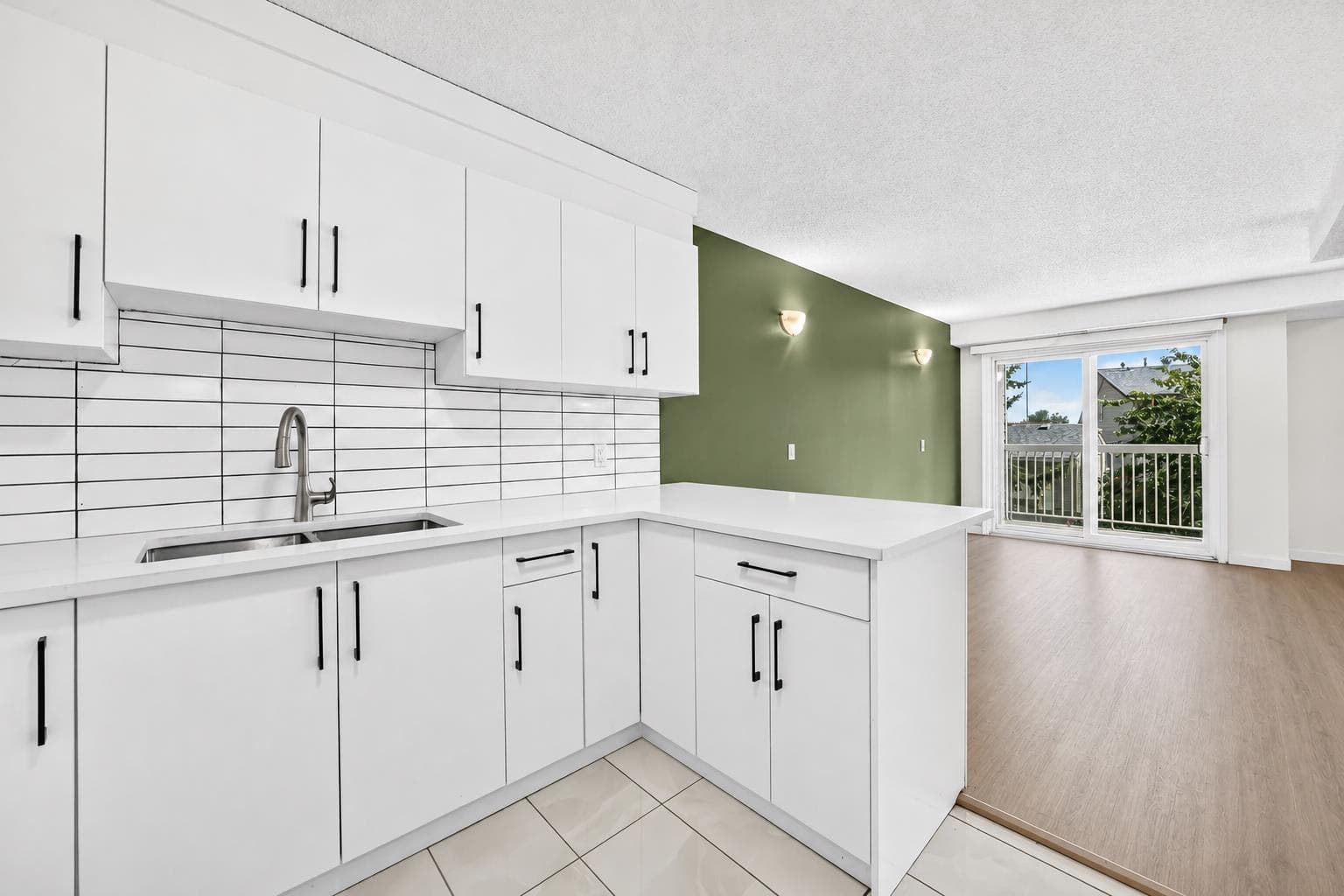 7, 3800 Fonda Way SE