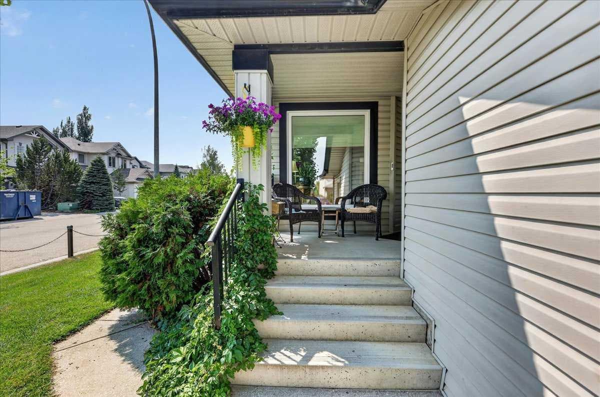 23 Cranfield Crescent SE