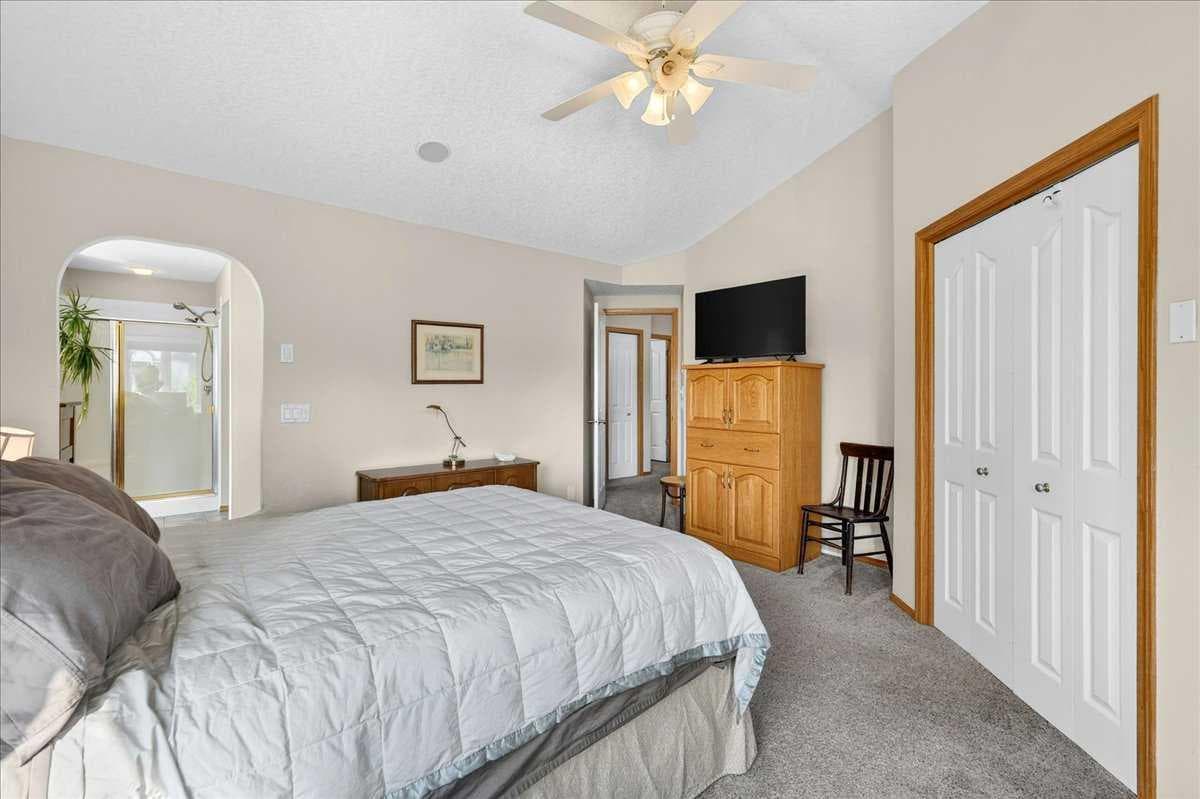 23 Cranfield Crescent SE