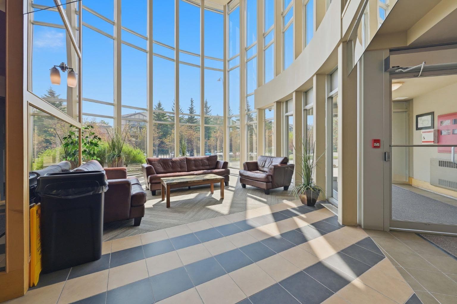 5605, 11811 Lake Fraser Drive SE