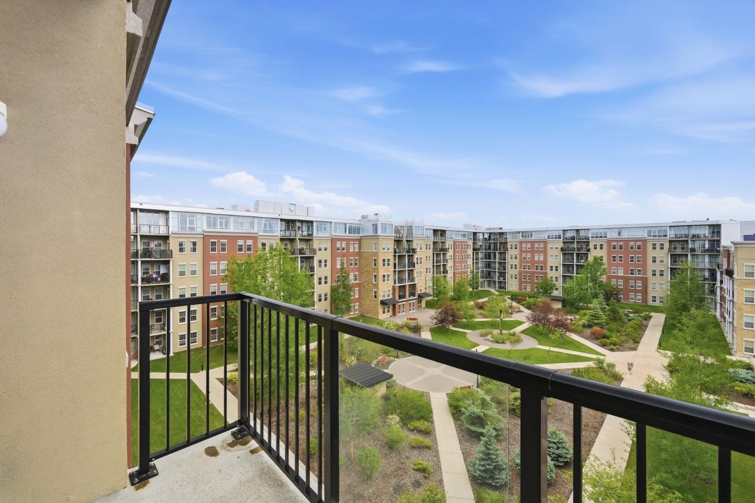 5605, 11811 Lake Fraser Drive SE