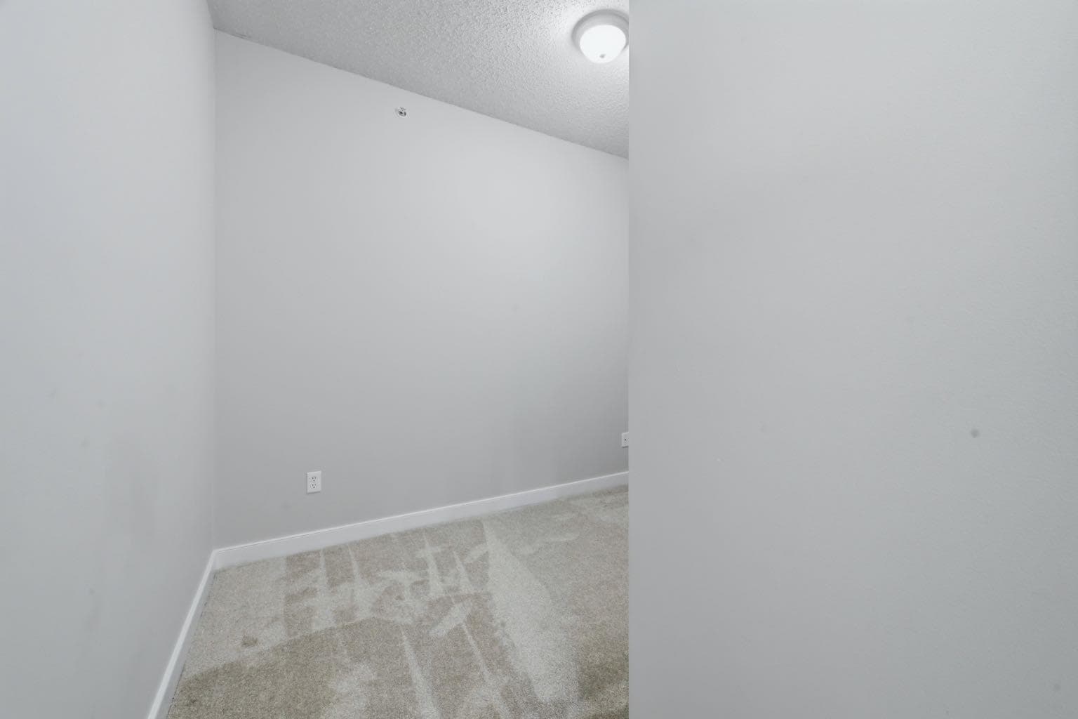 5605, 11811 Lake Fraser Drive SE