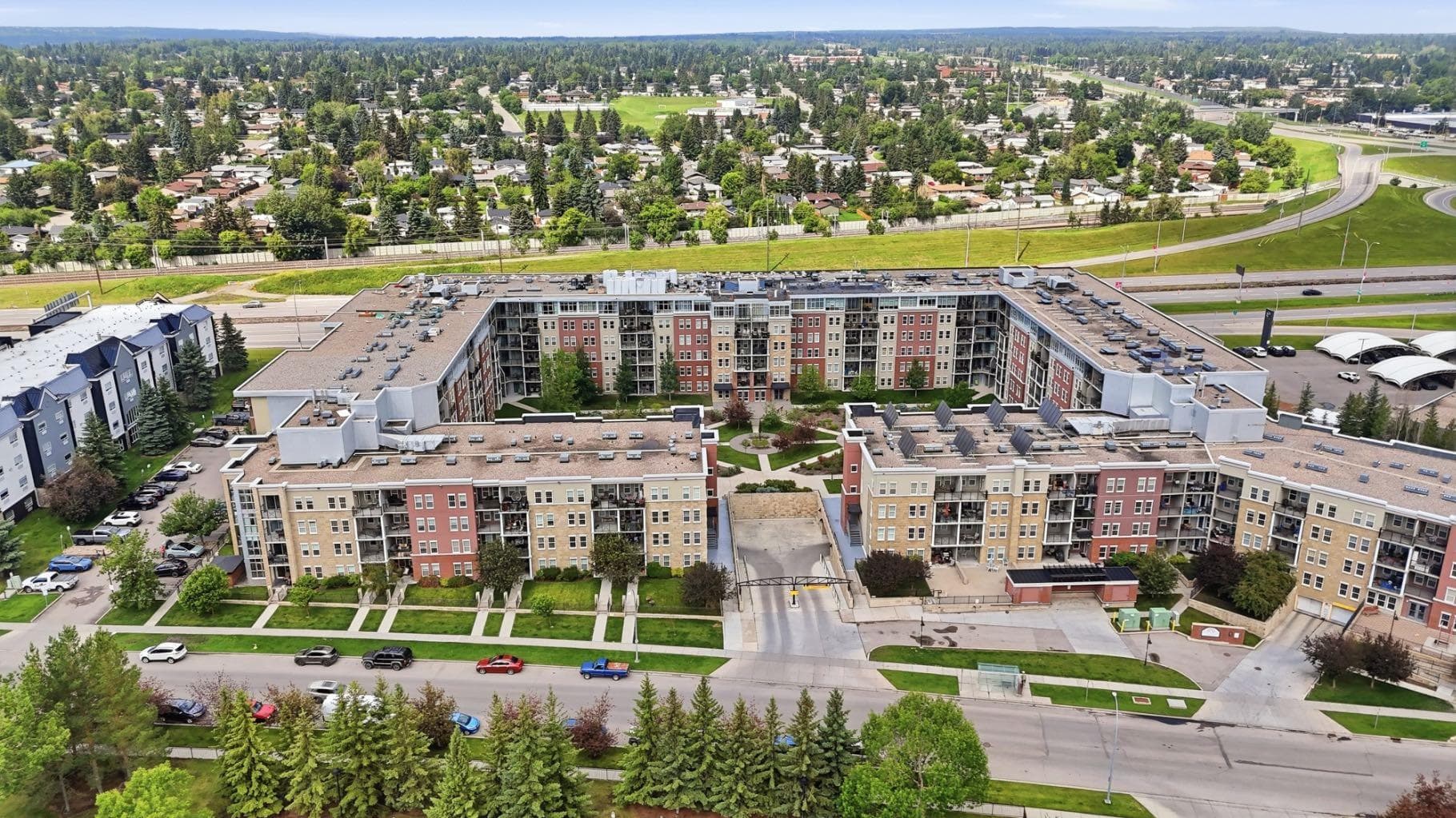 5605, 11811 Lake Fraser Drive SE