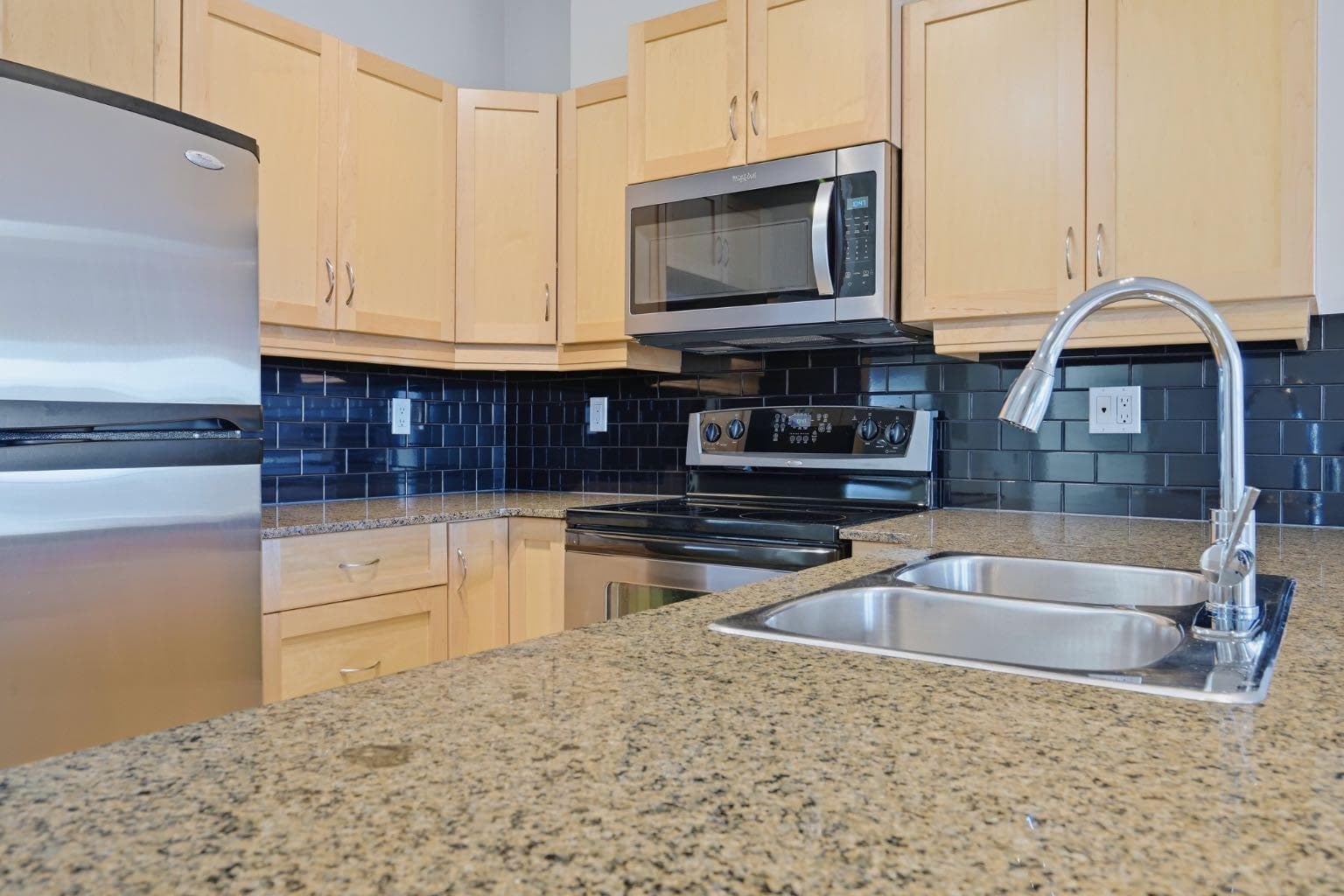 5605, 11811 Lake Fraser Drive SE