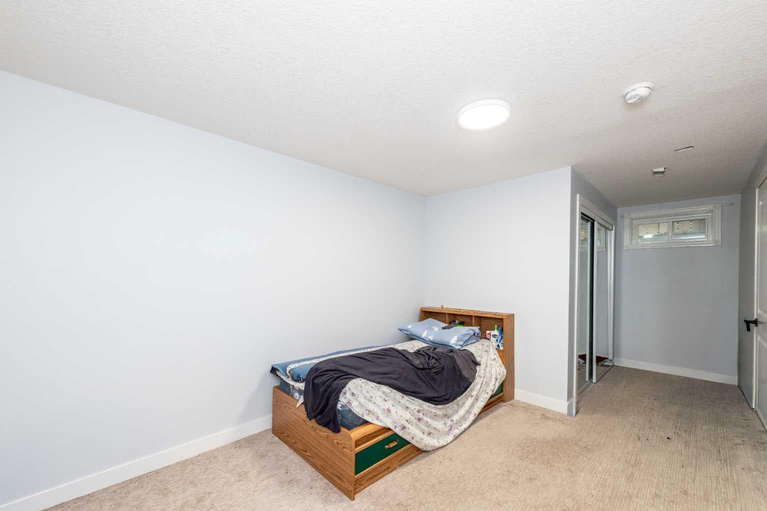 92 Martinwood Road NE
