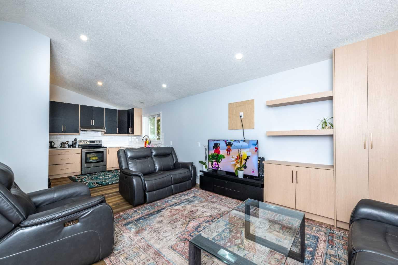 92 Martinwood Road NE