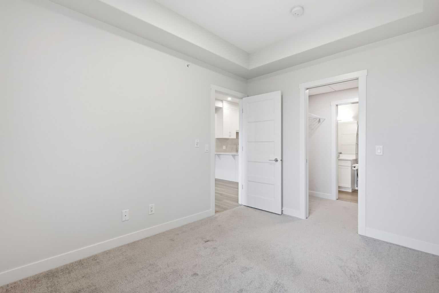 1410, 81 Arbour Lake View NW