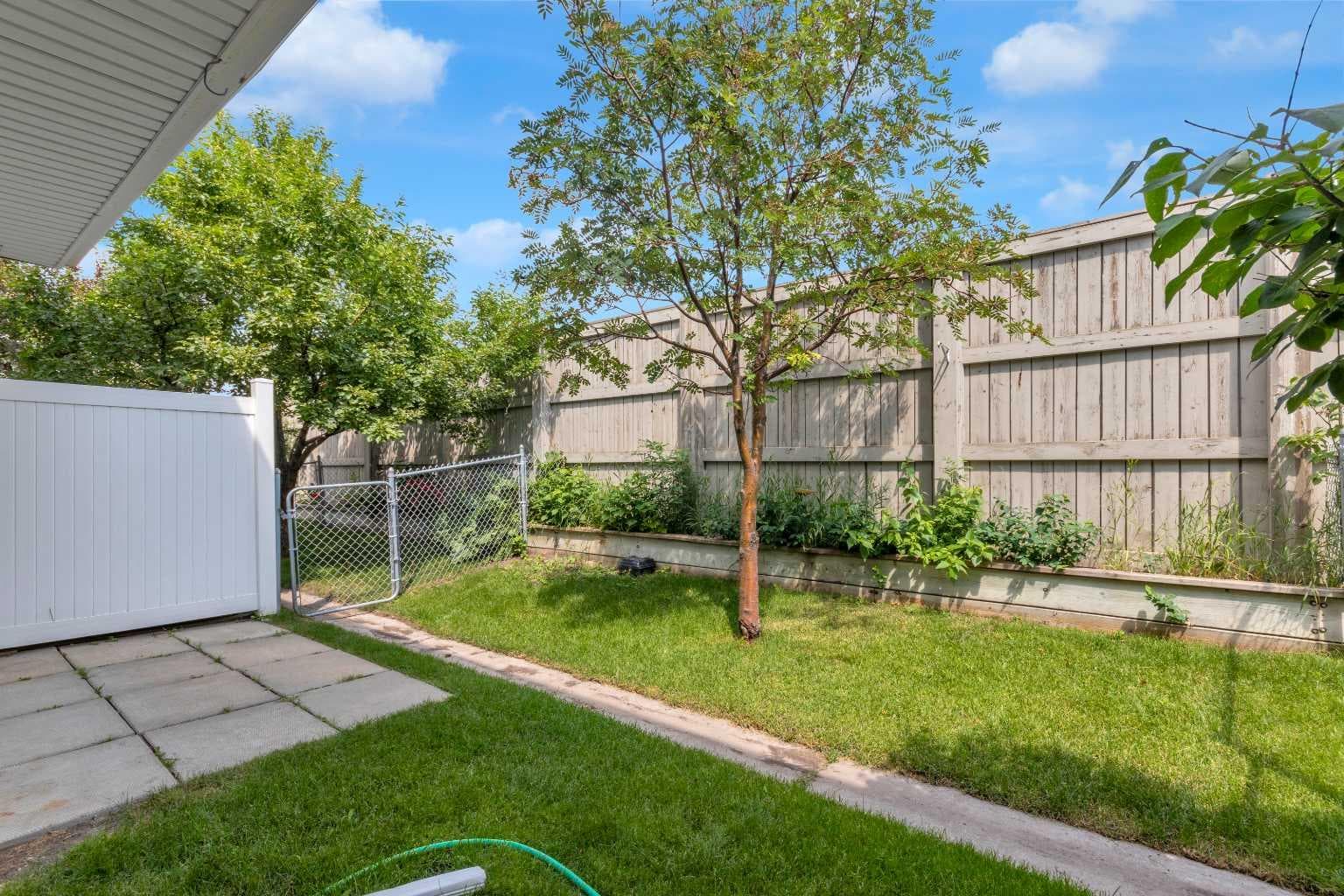 97 Tuscany Springs Gardens NW