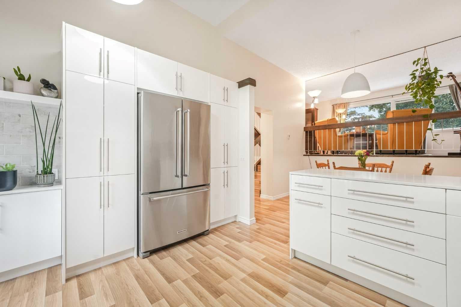70 Brae Glen Lane SW