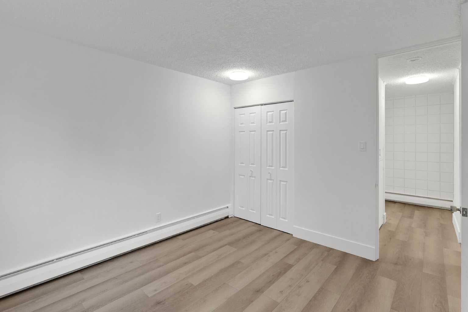 104, 6919 Elbow Drive SW