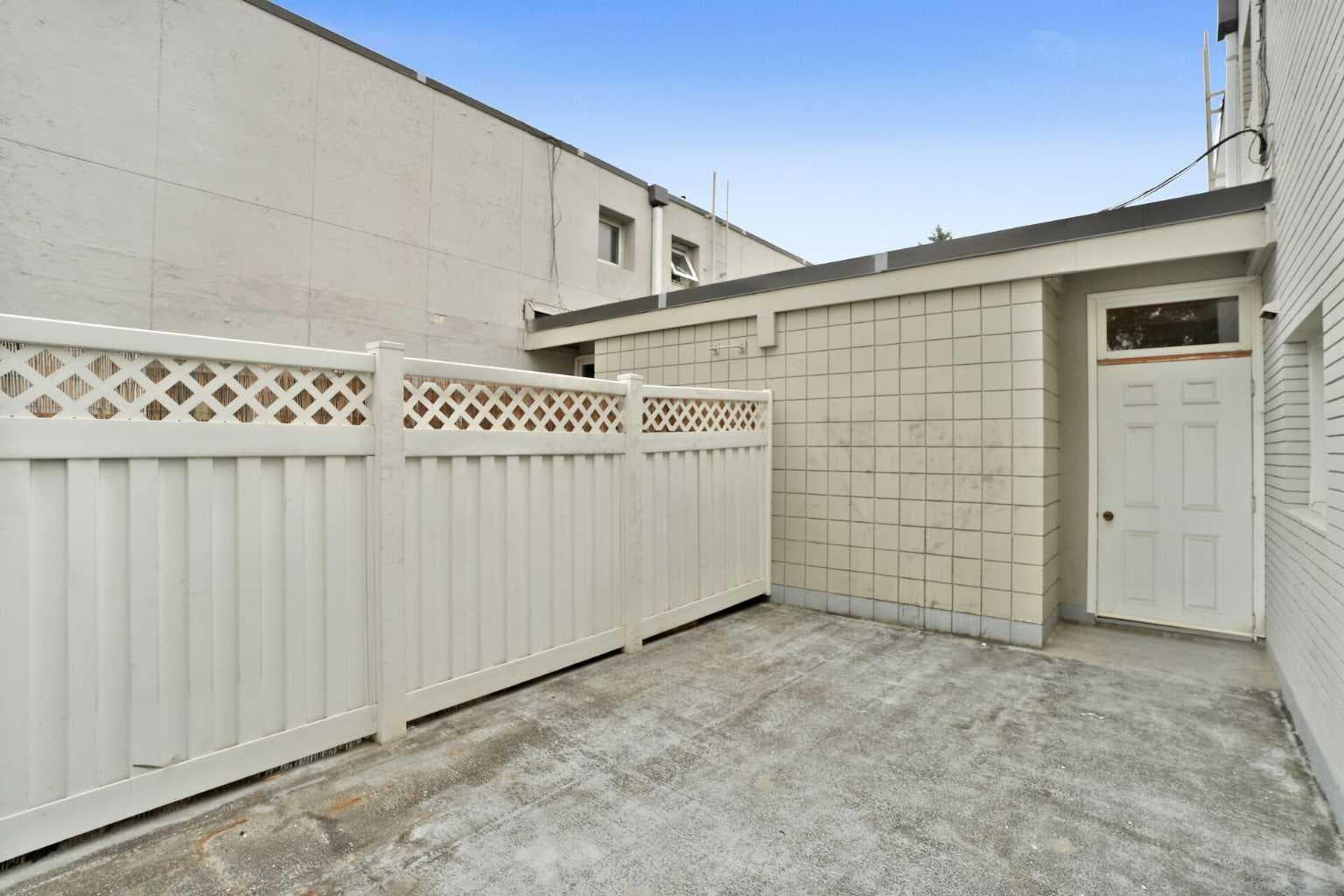 104, 6919 Elbow Drive SW