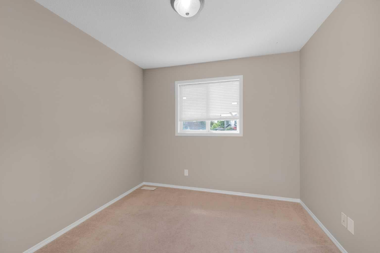 169 Everstone Drive SW