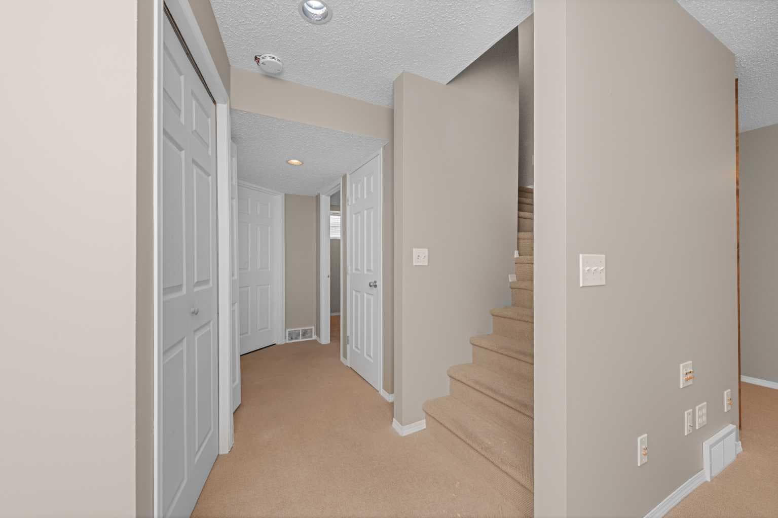 169 Everstone Drive SW
