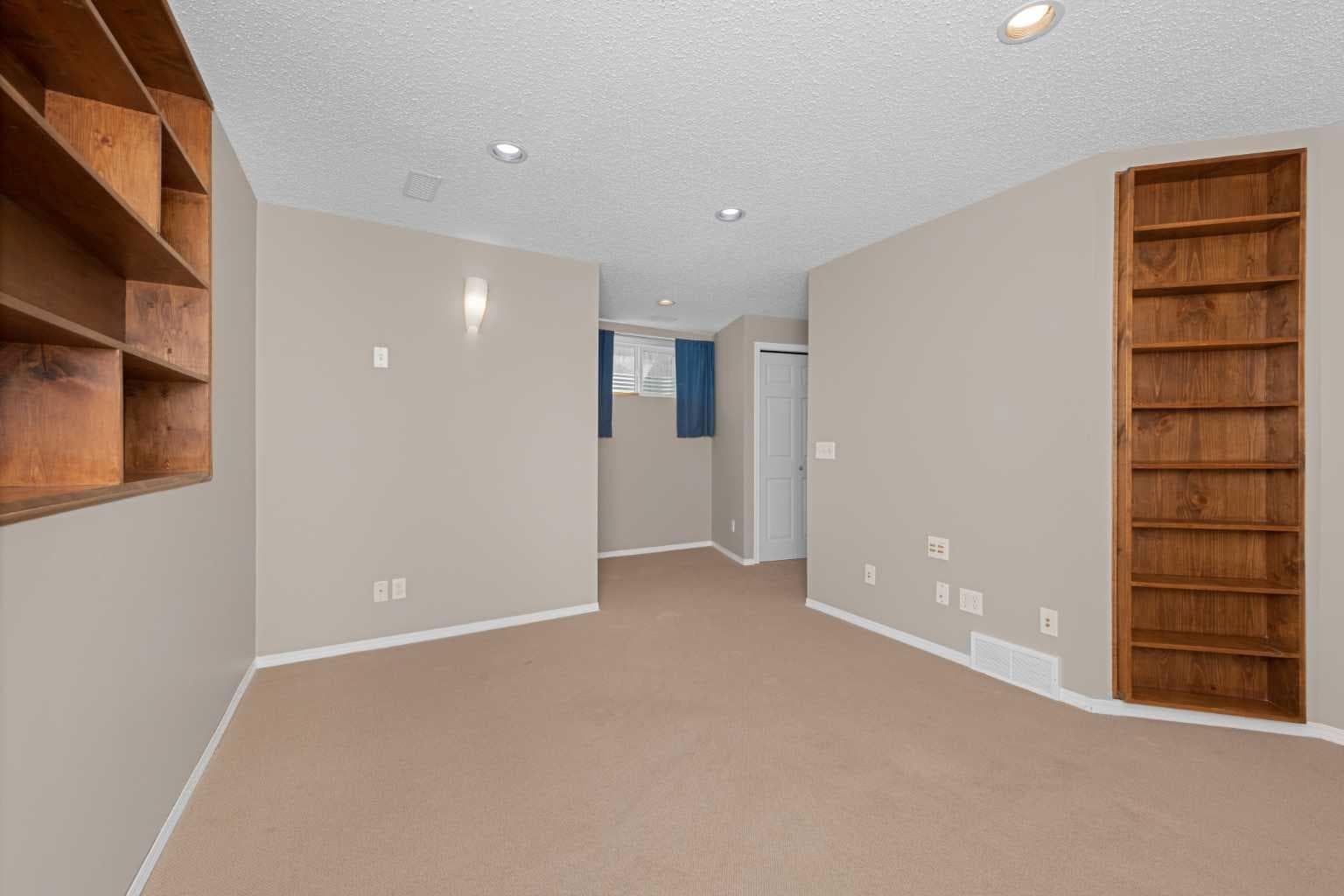 169 Everstone Drive SW