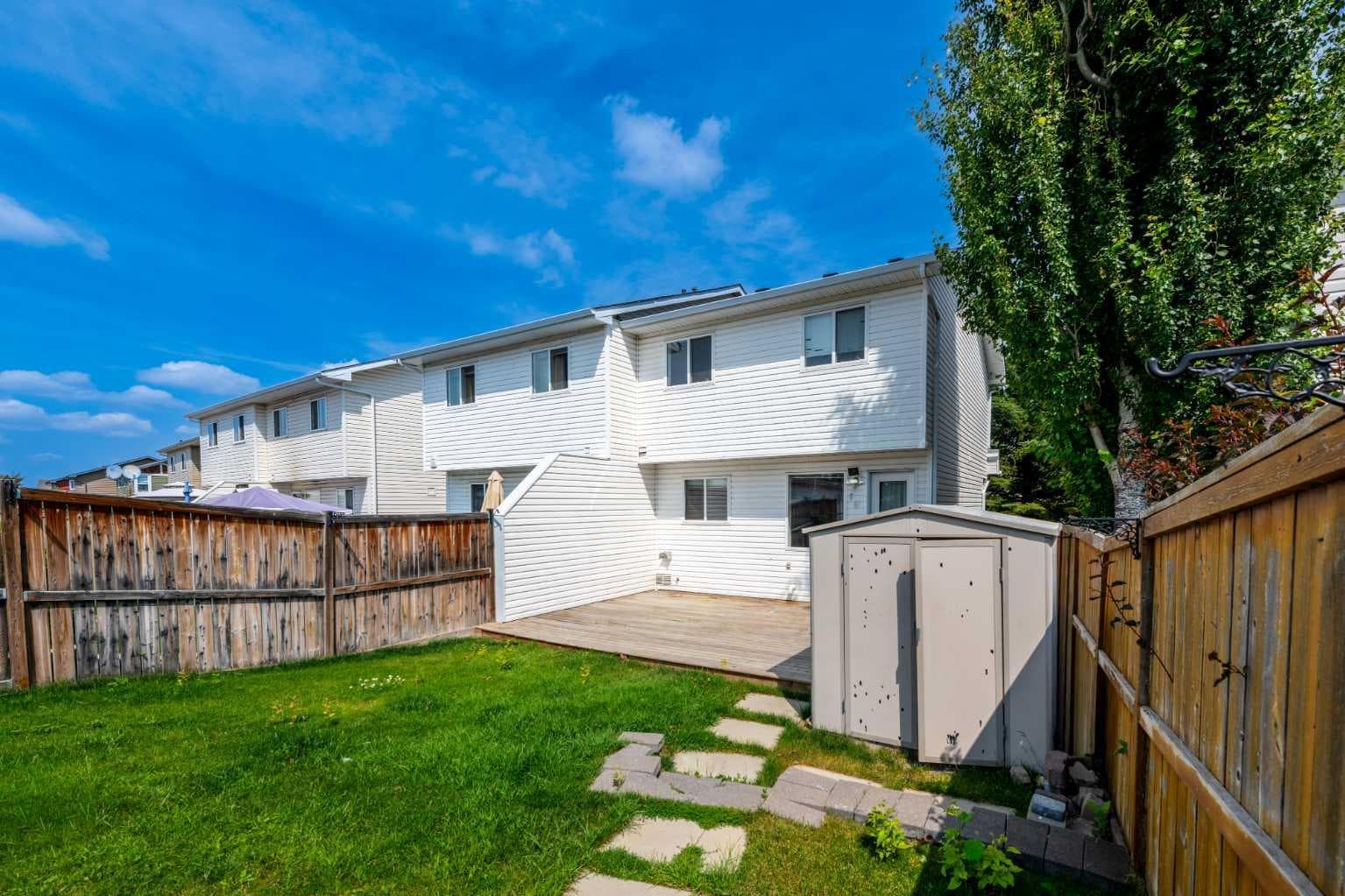 169 Everstone Drive SW