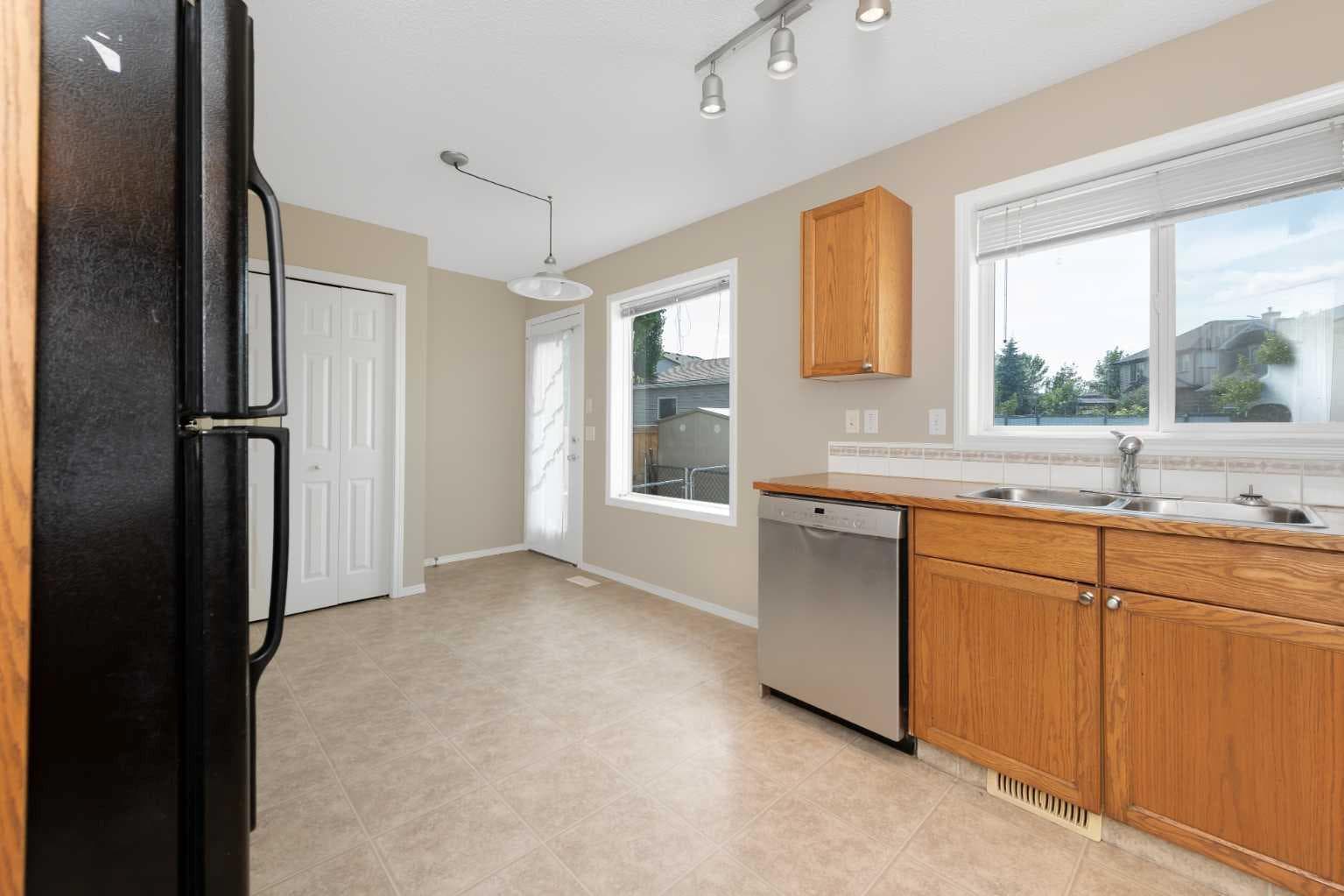 169 Everstone Drive SW