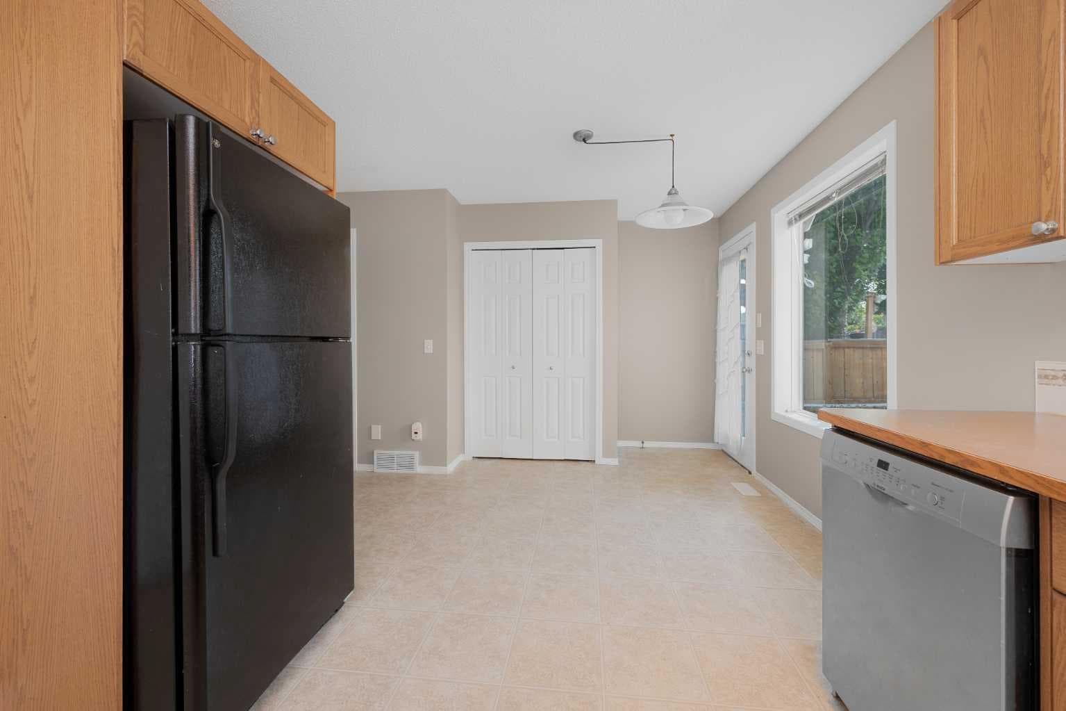 169 Everstone Drive SW