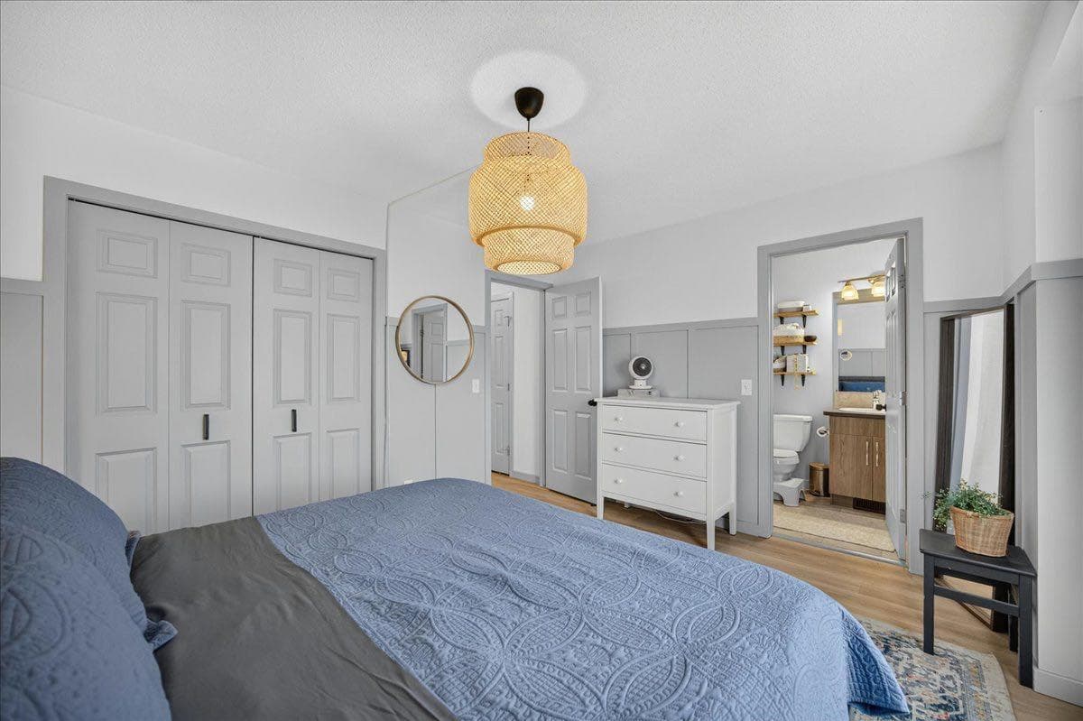146 Sunset Road 