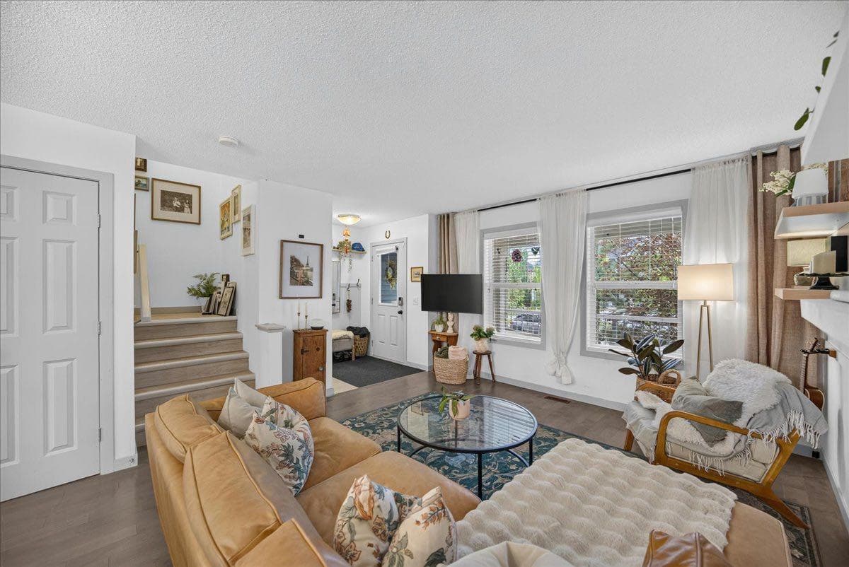 146 Sunset Road 
