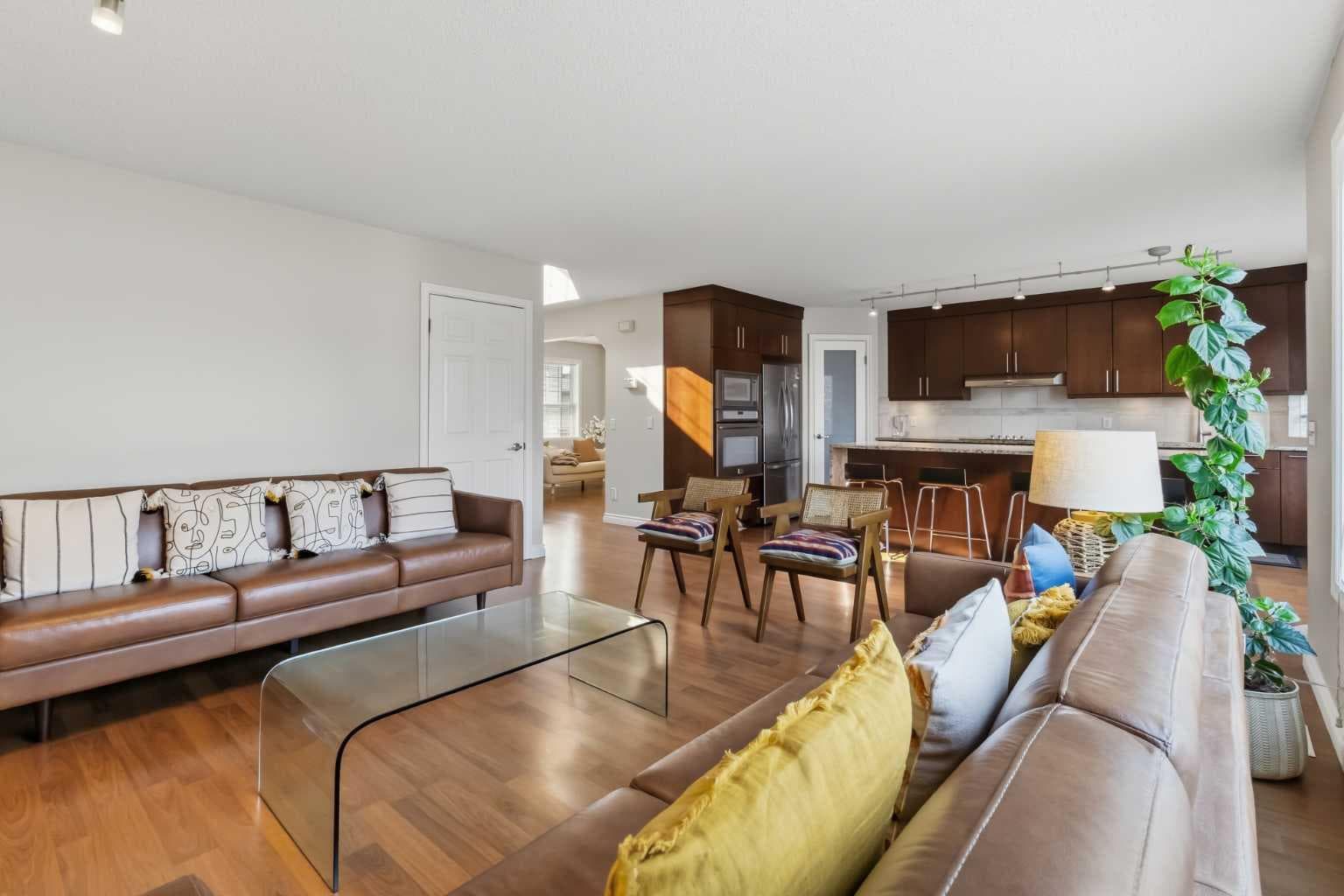 307 Hidden Cove NW