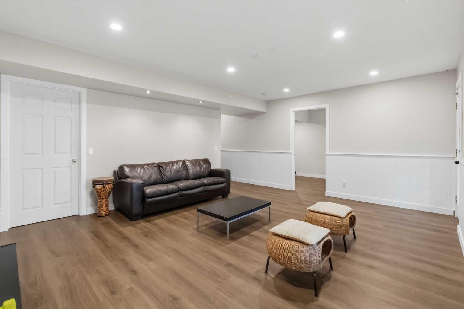 307 Hidden Cove NW
