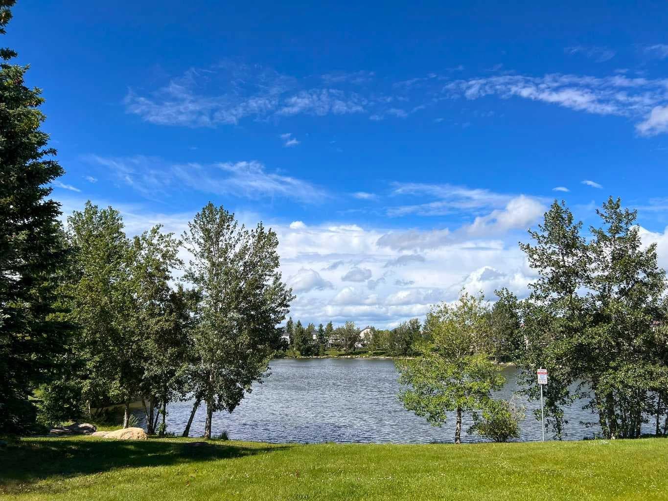 307 Hidden Cove NW