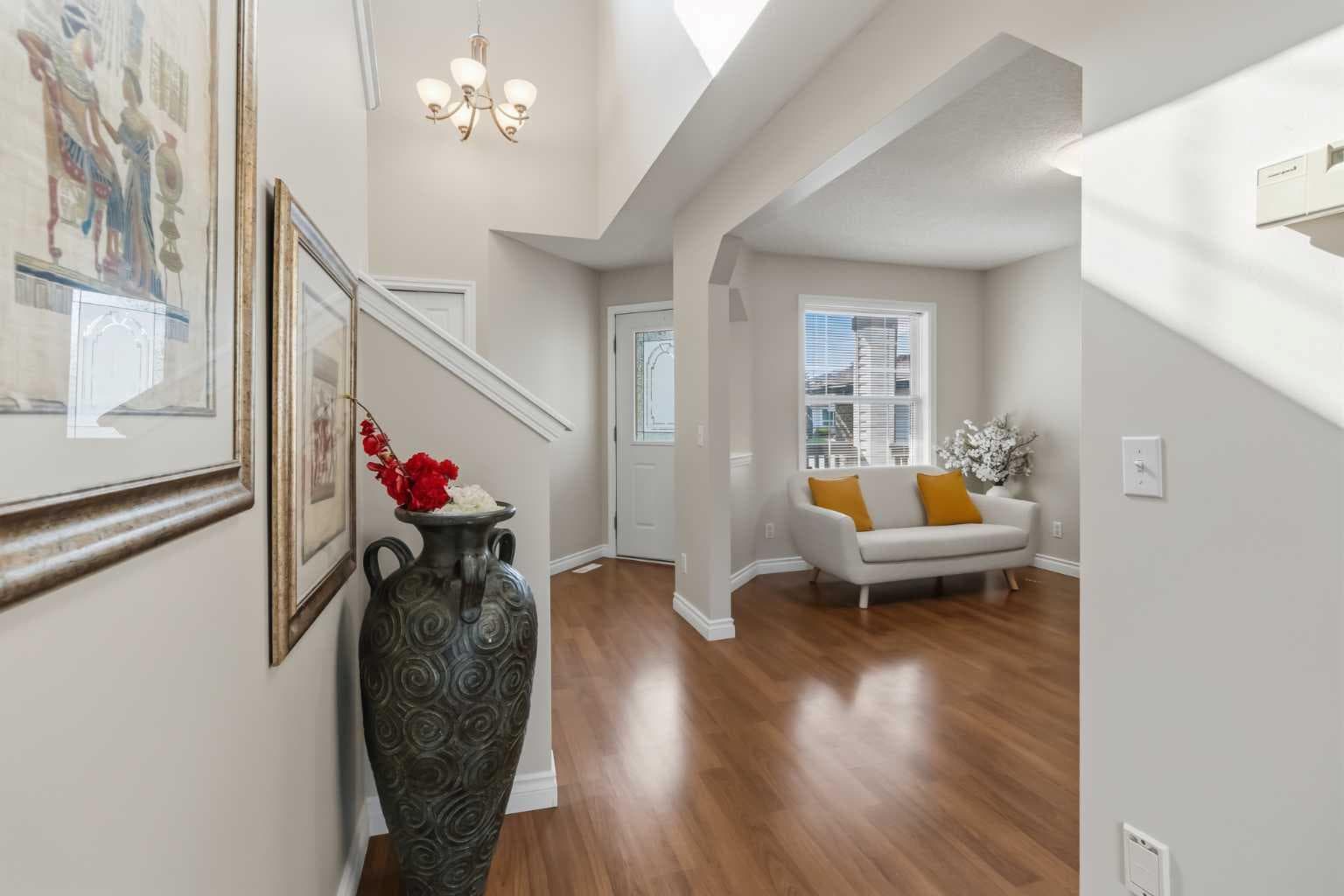 307 Hidden Cove NW
