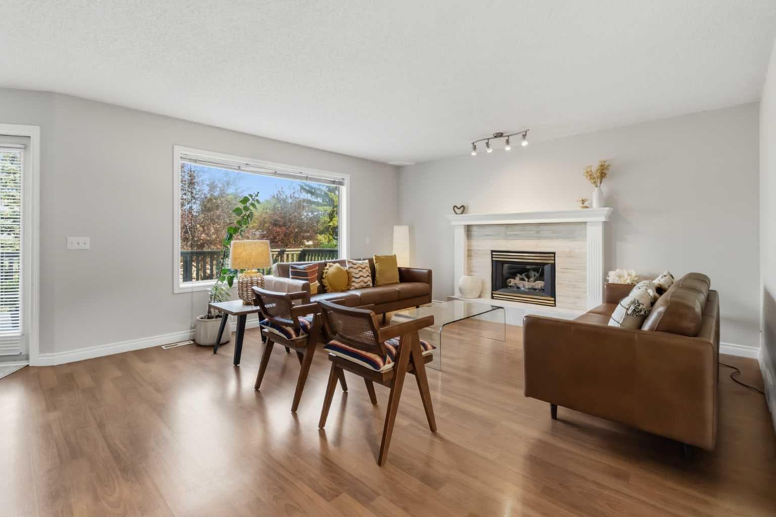 307 Hidden Cove NW