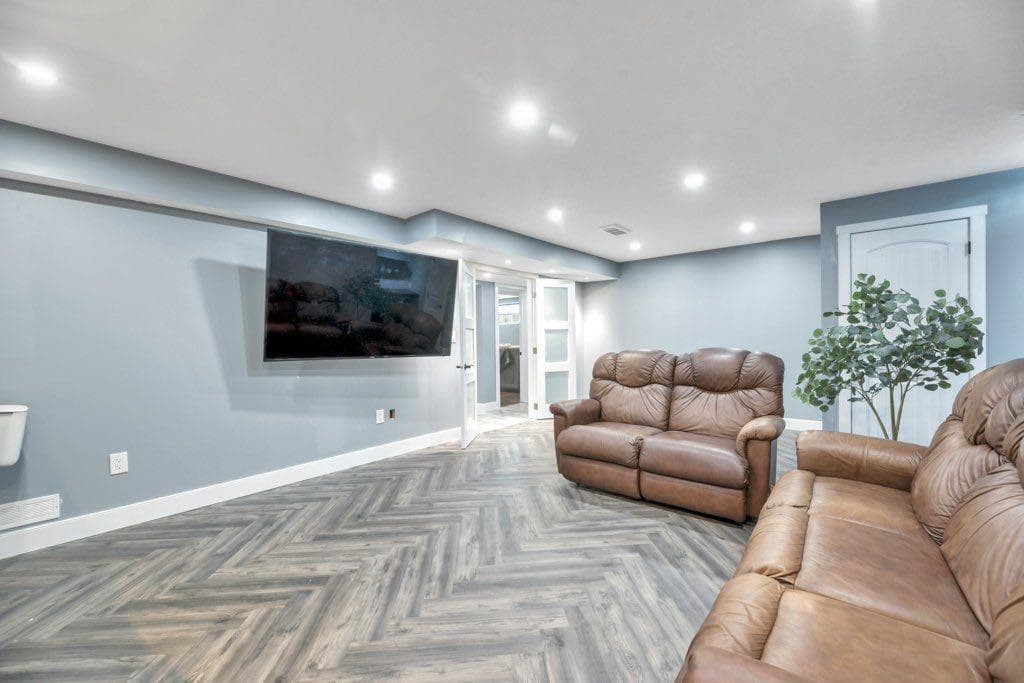 101 Hawkmere Place 