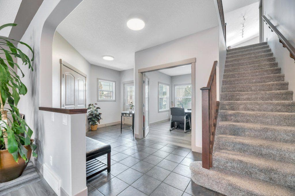 101 Hawkmere Place 