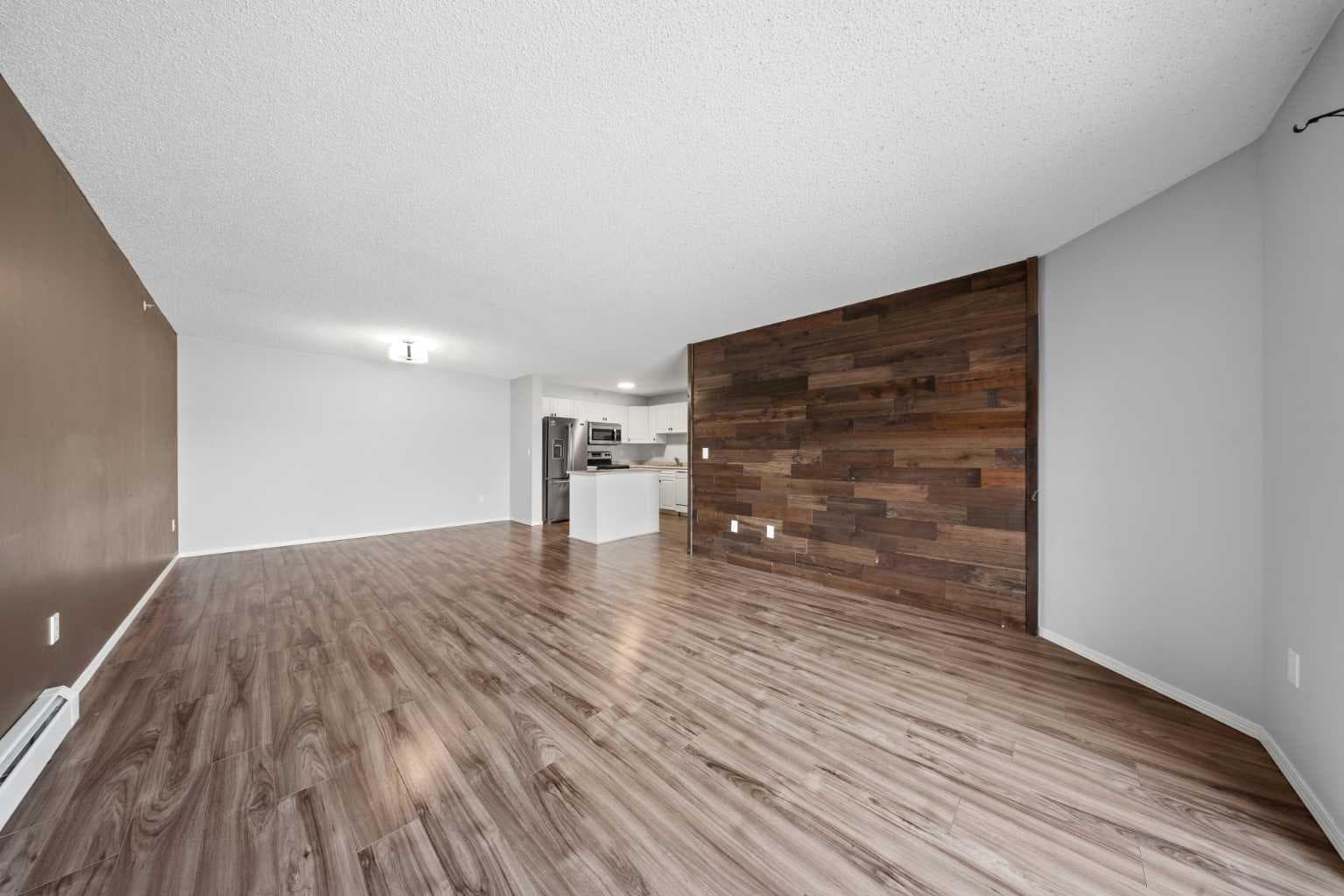 1314, 1314 Tuscarora Manor NW