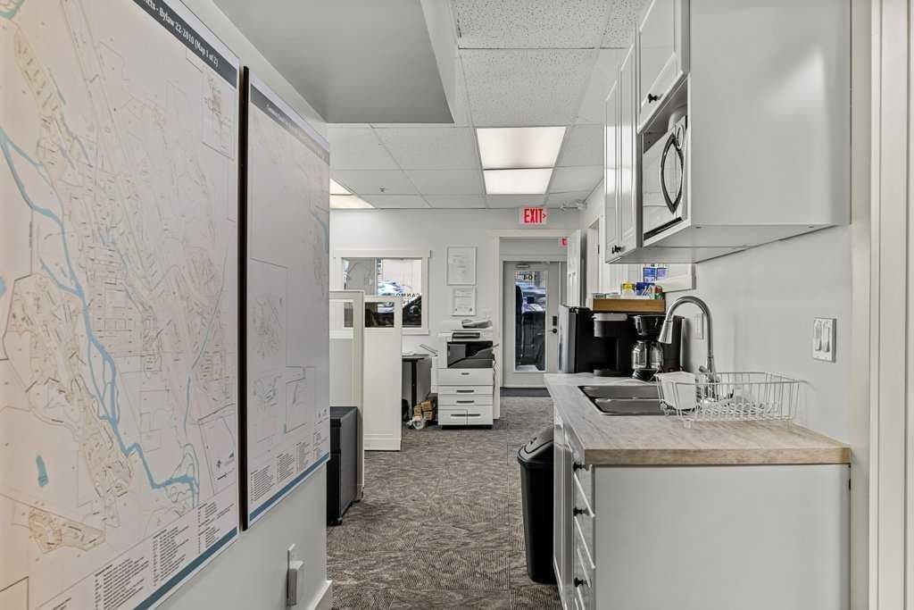 104, 512 Bow Valley Trail 