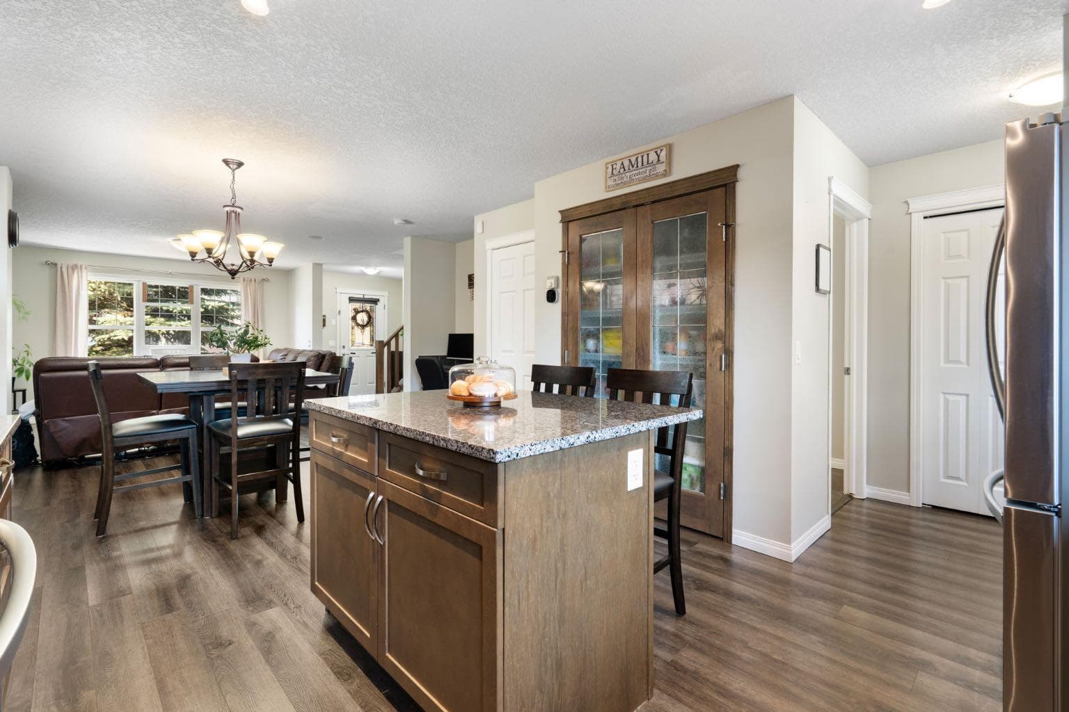 70 Walden Manor SE