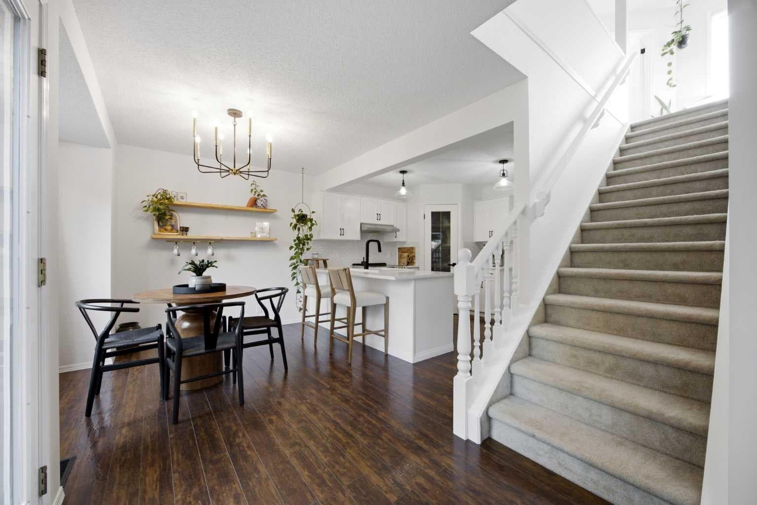 100 Bow Ridge Crescent 