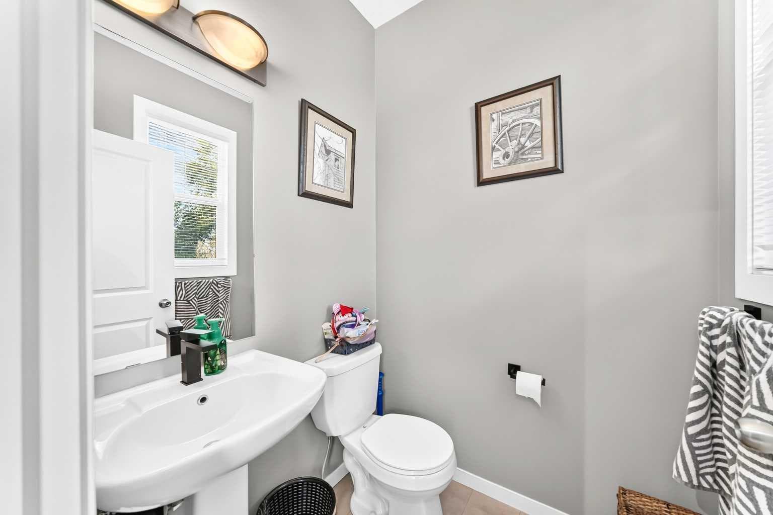 60 New Brighton Point SE