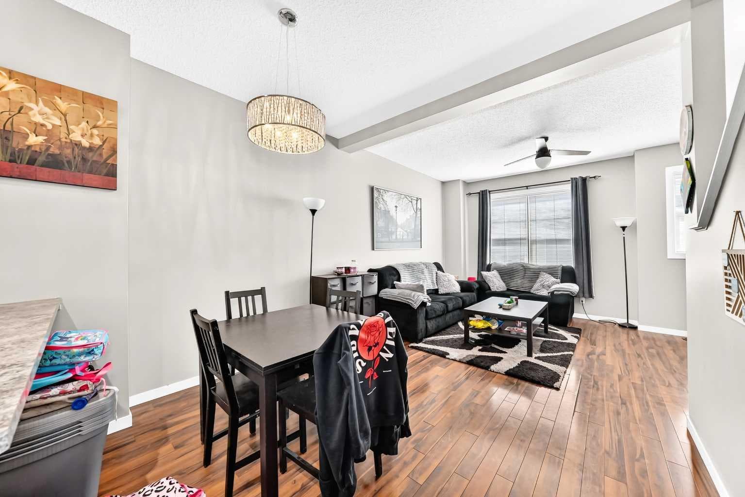 60 New Brighton Point SE